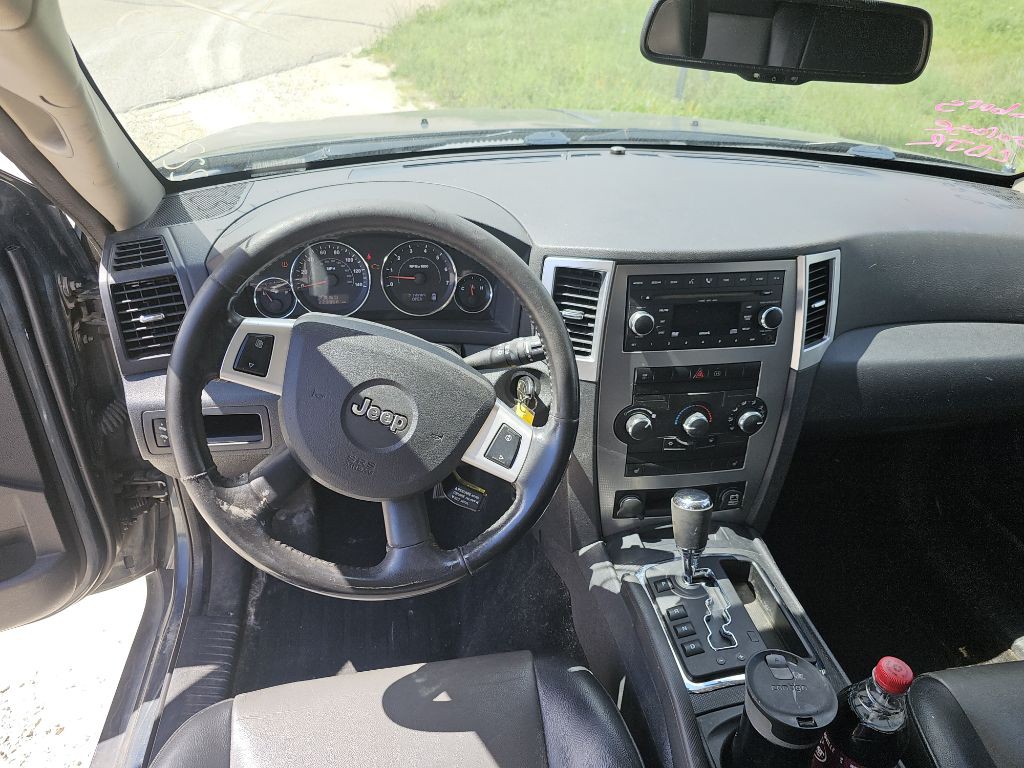 2008 Jeep Grand Cherokee Image 10