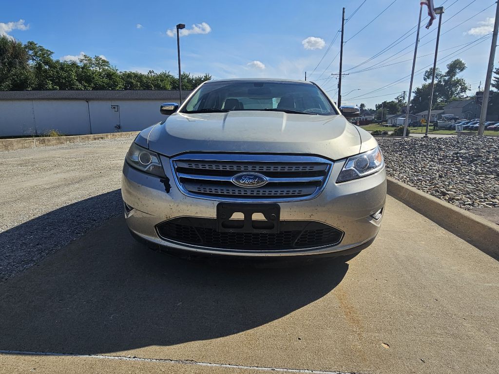 2010 Ford Taurus Image 9