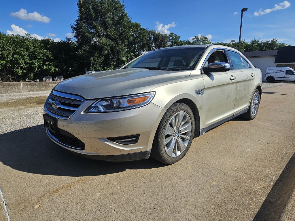 2010 Ford Taurus Image 10