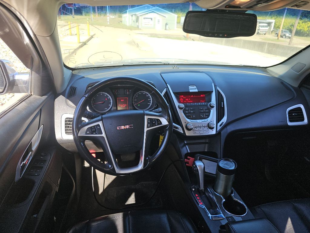 2011 GMC Terrain Image 10