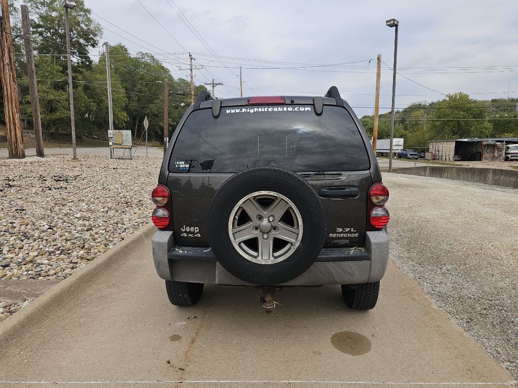 2005 Jeep Liberty Image 6