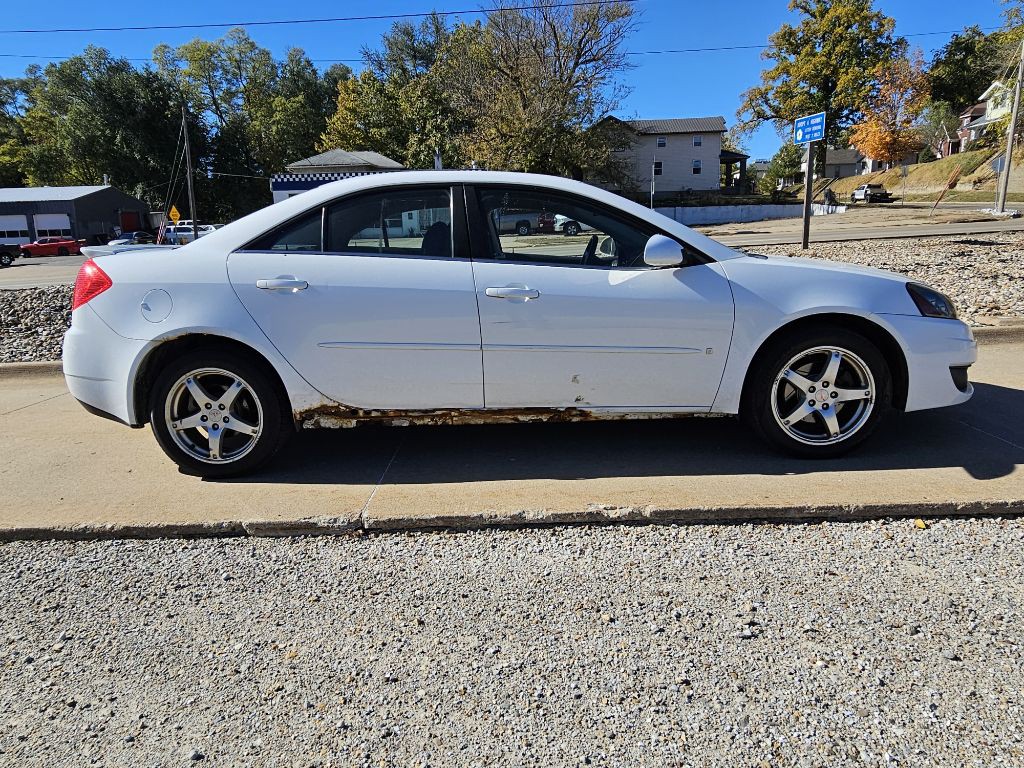 2009 Pontiac G6 Image 4