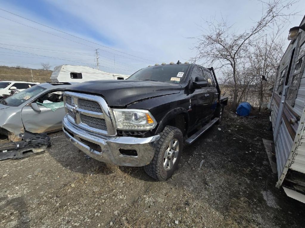 2015 RAM 2500 Image 2