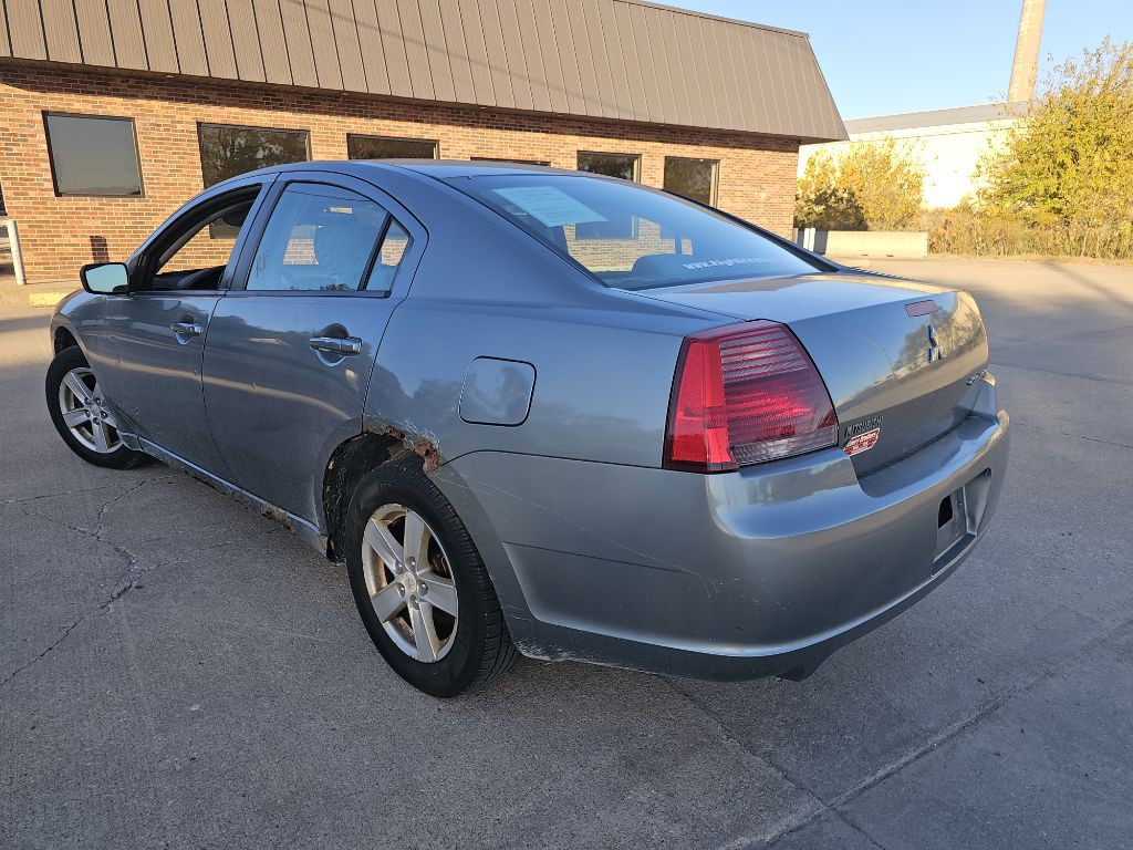 2008 Mitsubishi Galant Image 5
