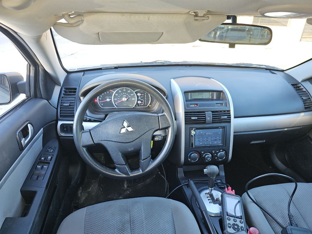 2008 Mitsubishi Galant Image 10