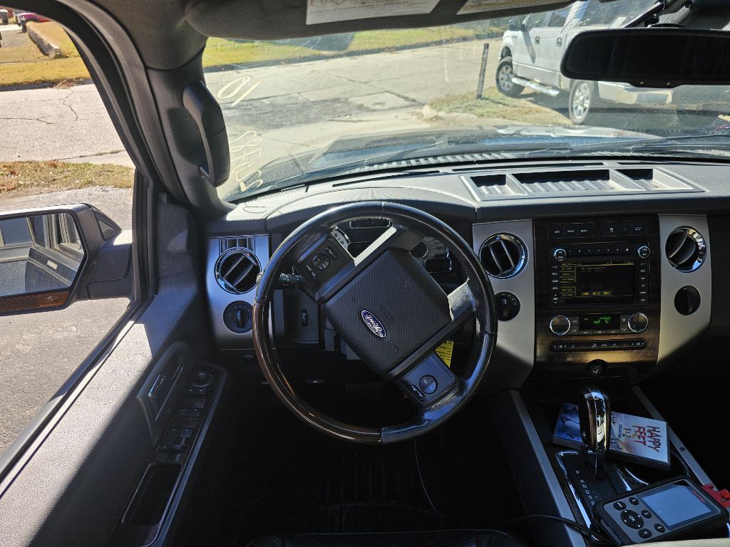 2010 Ford Expedition Image 10