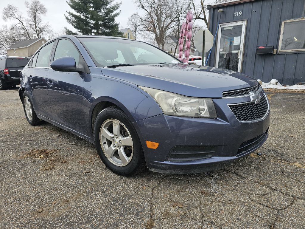 2014 Chevrolet Cruze Image 1