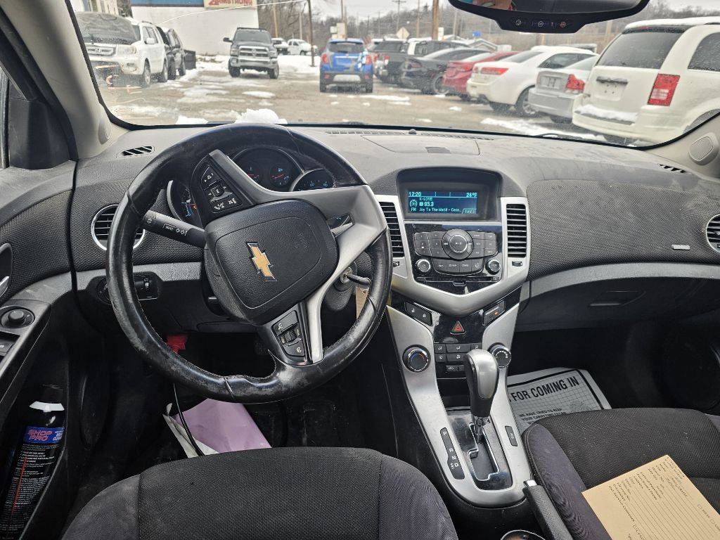 2014 Chevrolet Cruze Image 10