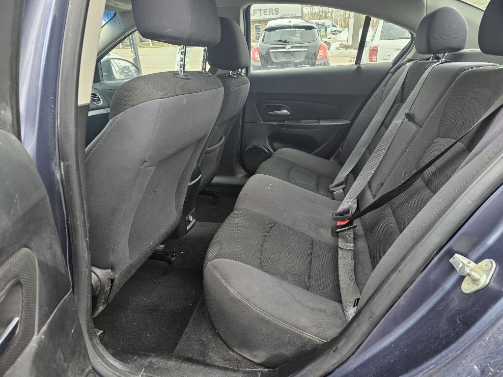 2014 Chevrolet Cruze Image 11