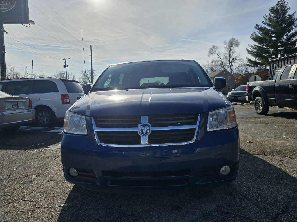 2010 Dodge Grand Caravan Image 2