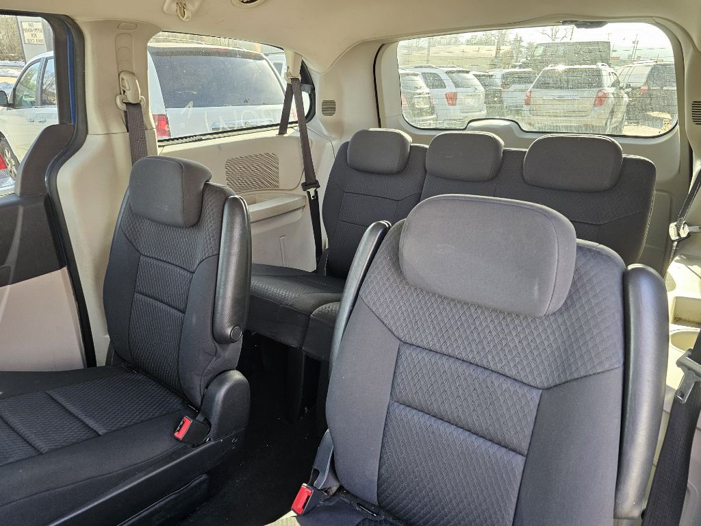 2010 Dodge Grand Caravan Image 13