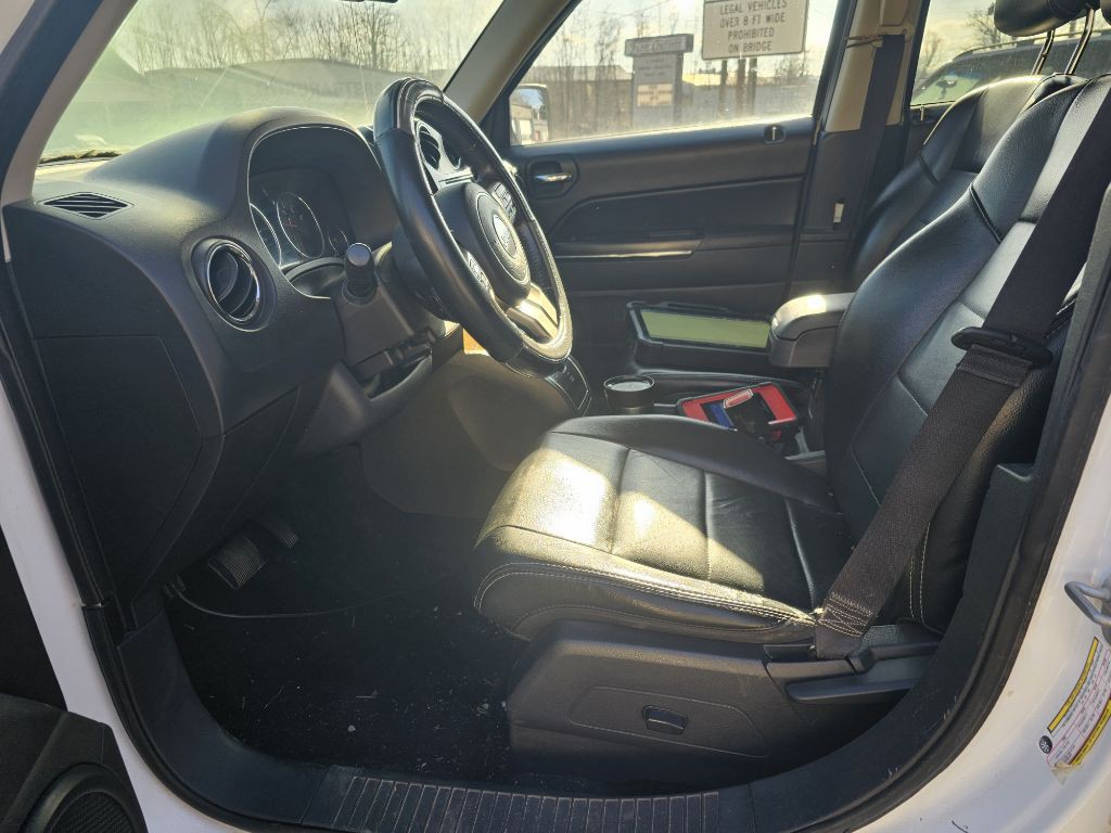 2012 Jeep Patriot Image 10