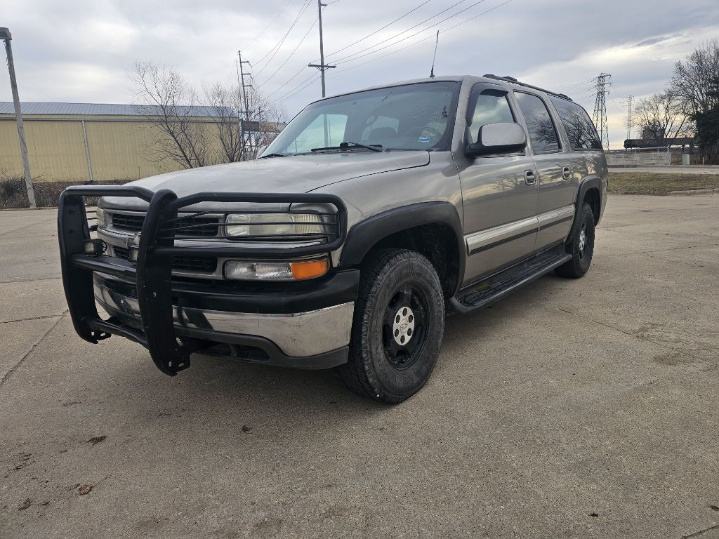 2002 Chevrolet Suburban Image 3