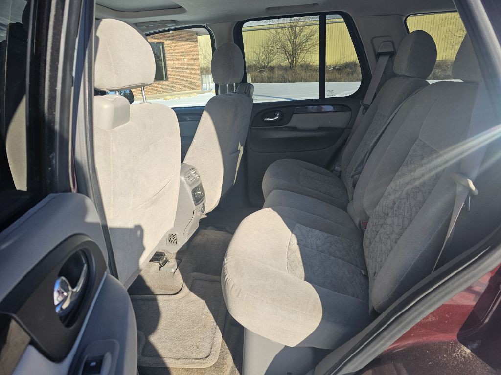 2007 GMC Envoy Image 12