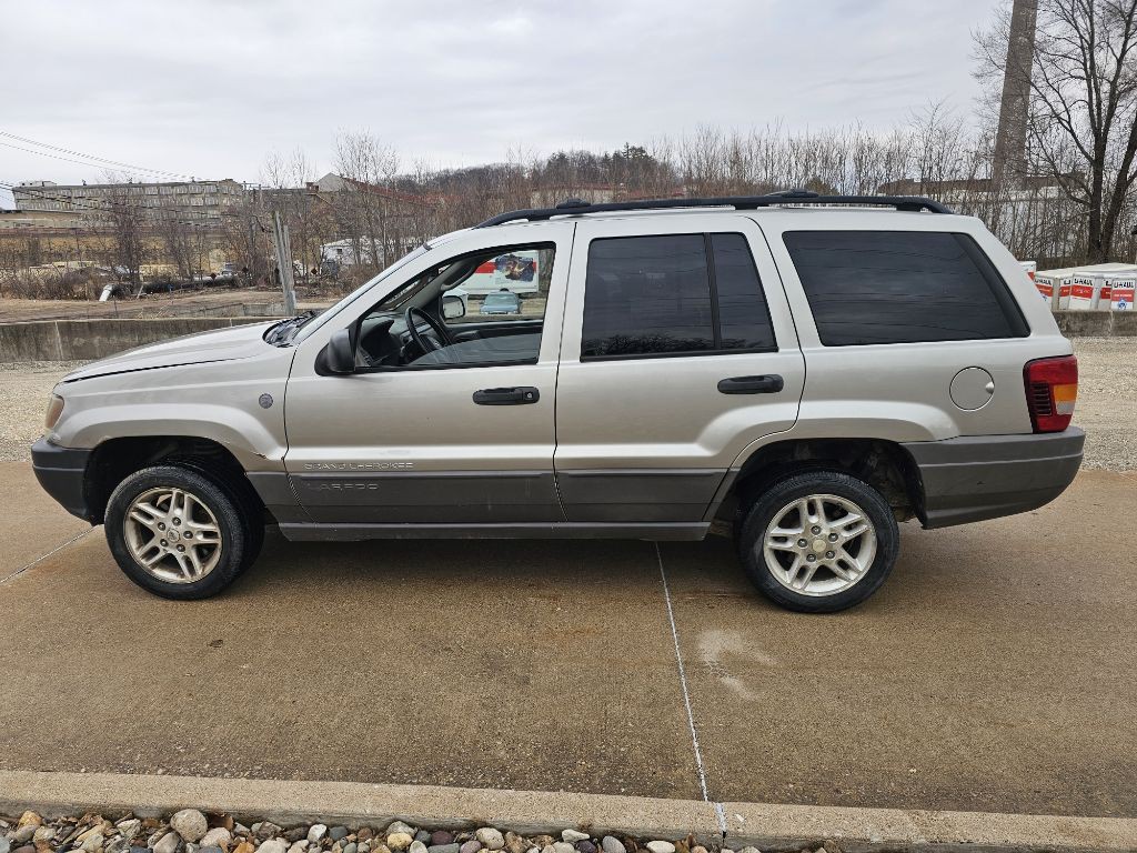 2004 Jeep Grand Cherokee Image 8