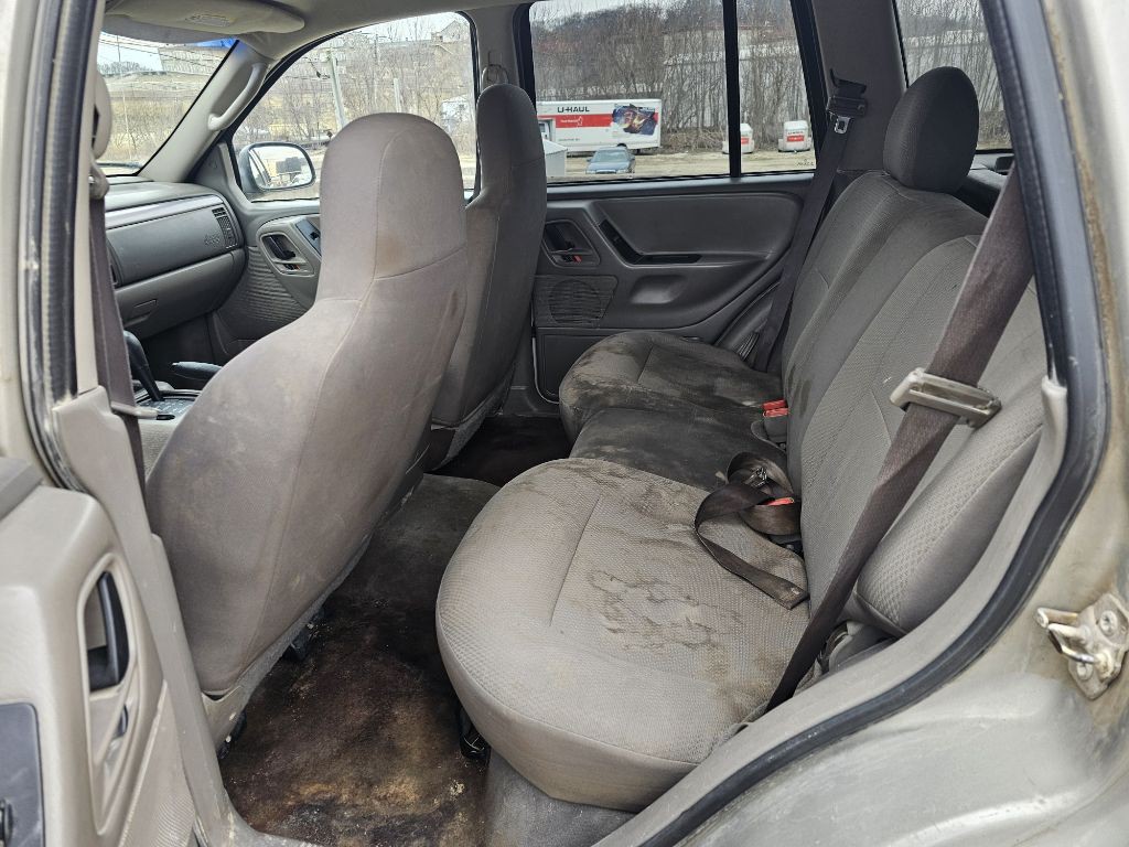 2004 Jeep Grand Cherokee Image 11