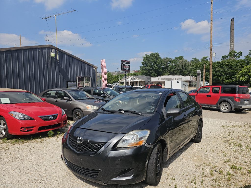 2009 Toyota Yaris Image 1