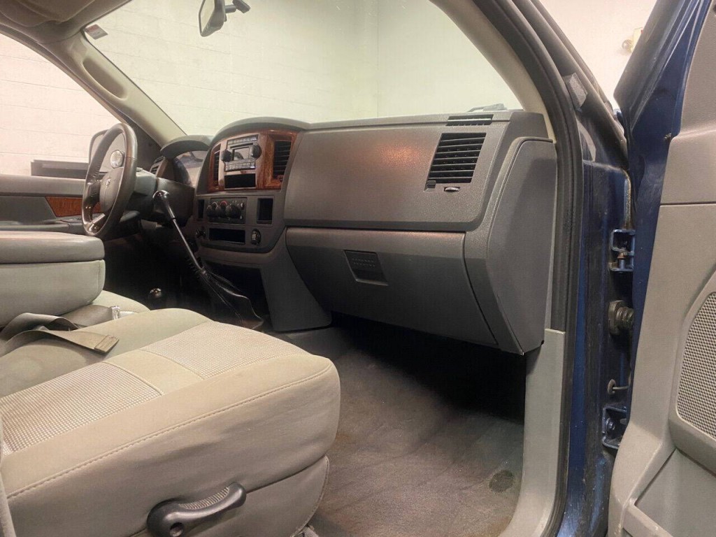 2006 Dodge Ram 2500 Image 14
