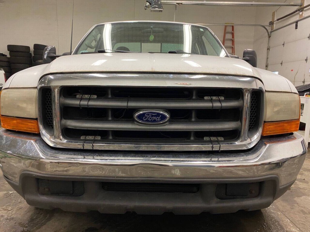 1999 Ford F-250 Image 4