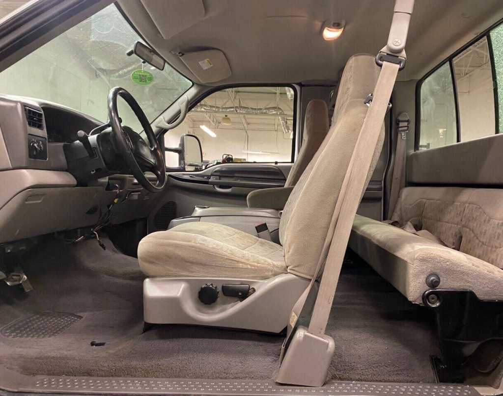 1999 Ford F-250 Image 10