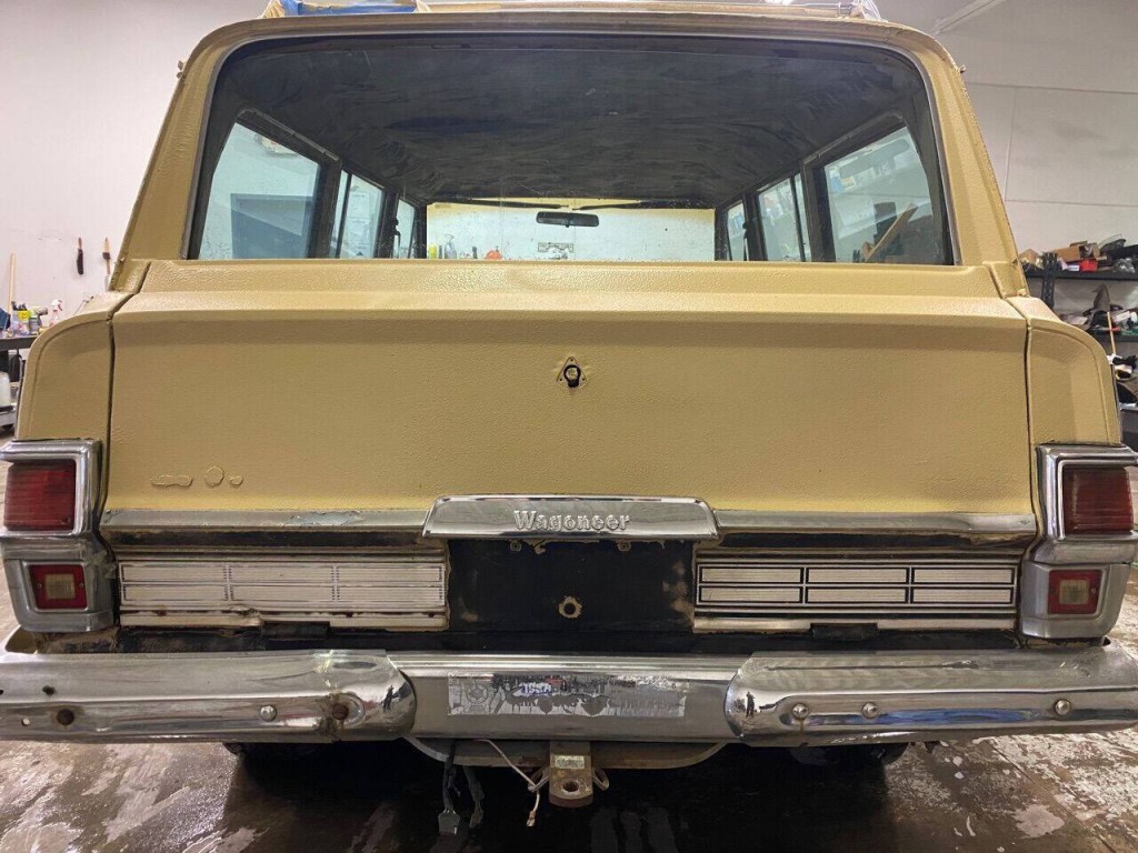 1979 Jeep Wagoneer Image 4