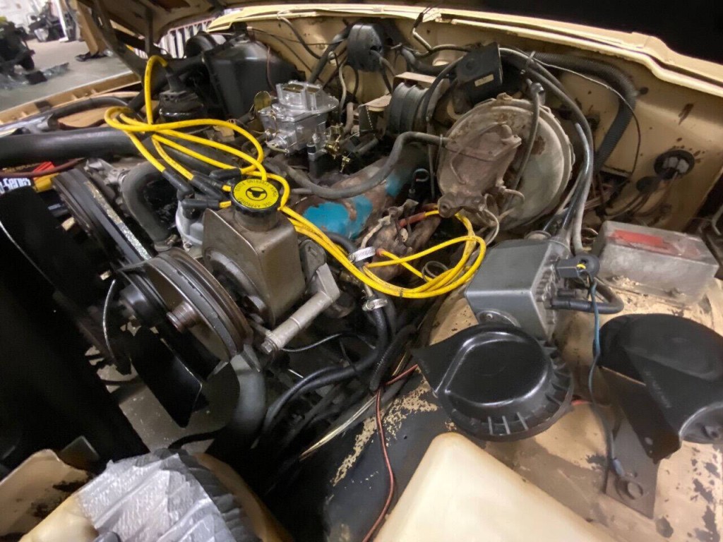 1979 Jeep Wagoneer Image 11