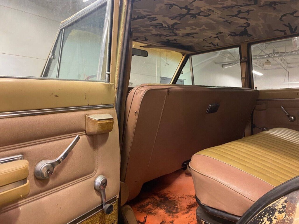 1979 Jeep Wagoneer Image 13