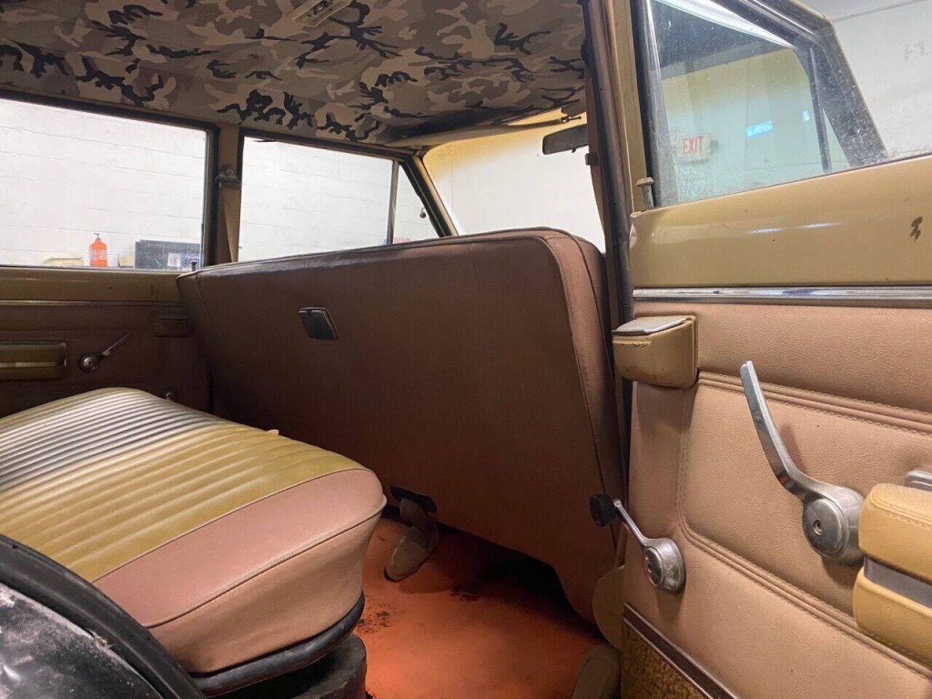 1979 Jeep Wagoneer Image 15
