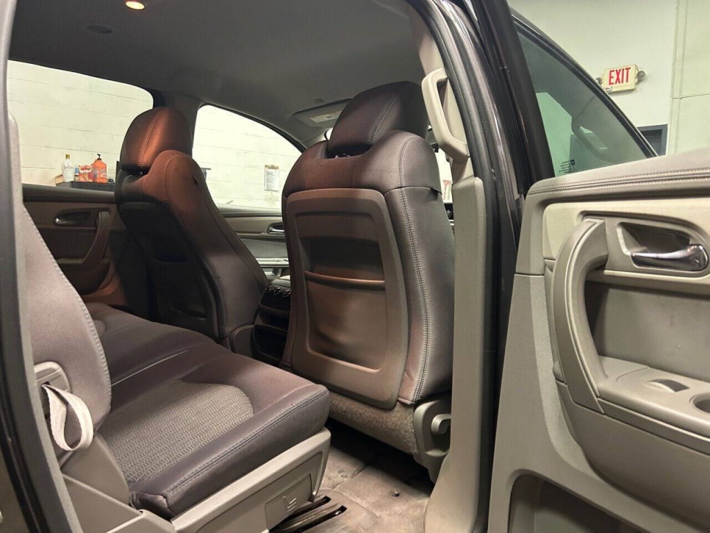 2016 Chevrolet Traverse Image 15