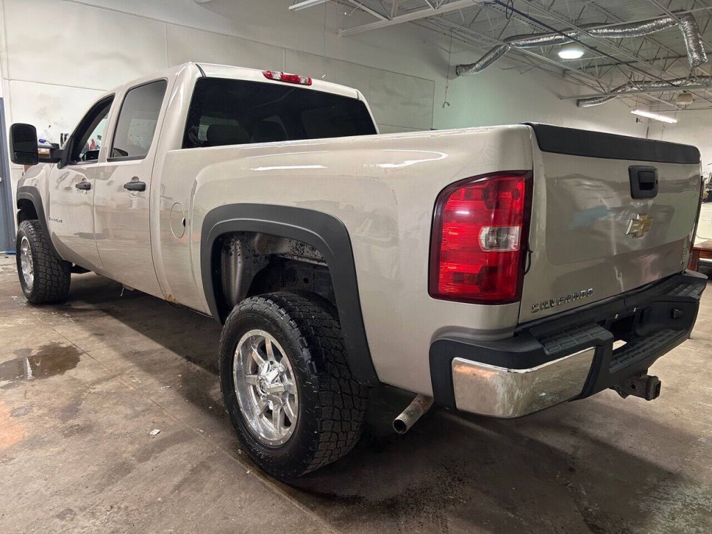 2008 Chevrolet Silverado 1500 Image 3