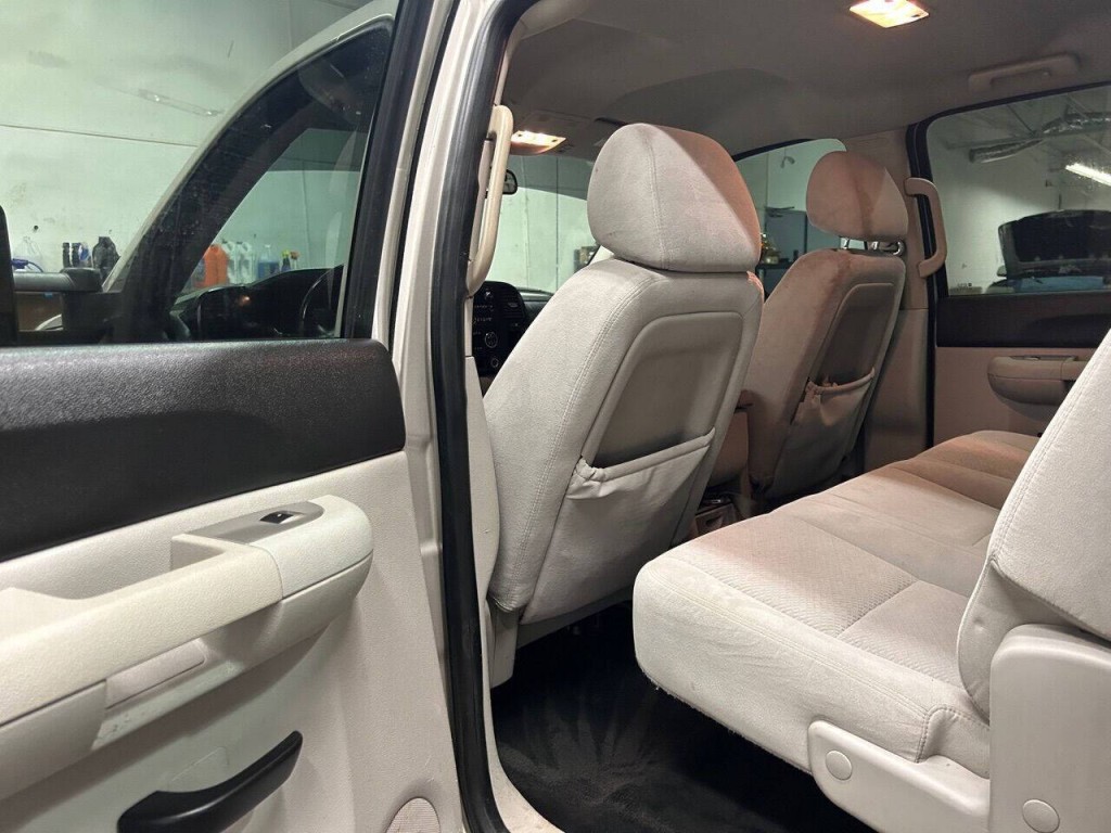 2008 Chevrolet Silverado 1500 Image 13
