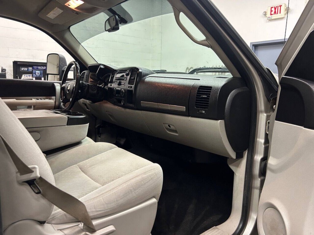 2008 Chevrolet Silverado 1500 Image 14