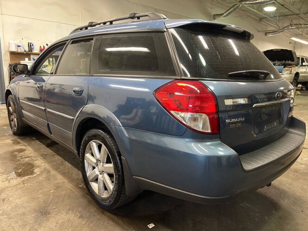 2008 Subaru Outback Image 3