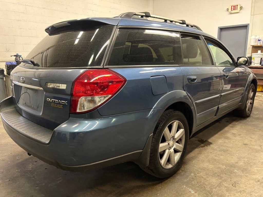2008 Subaru Outback Image 4