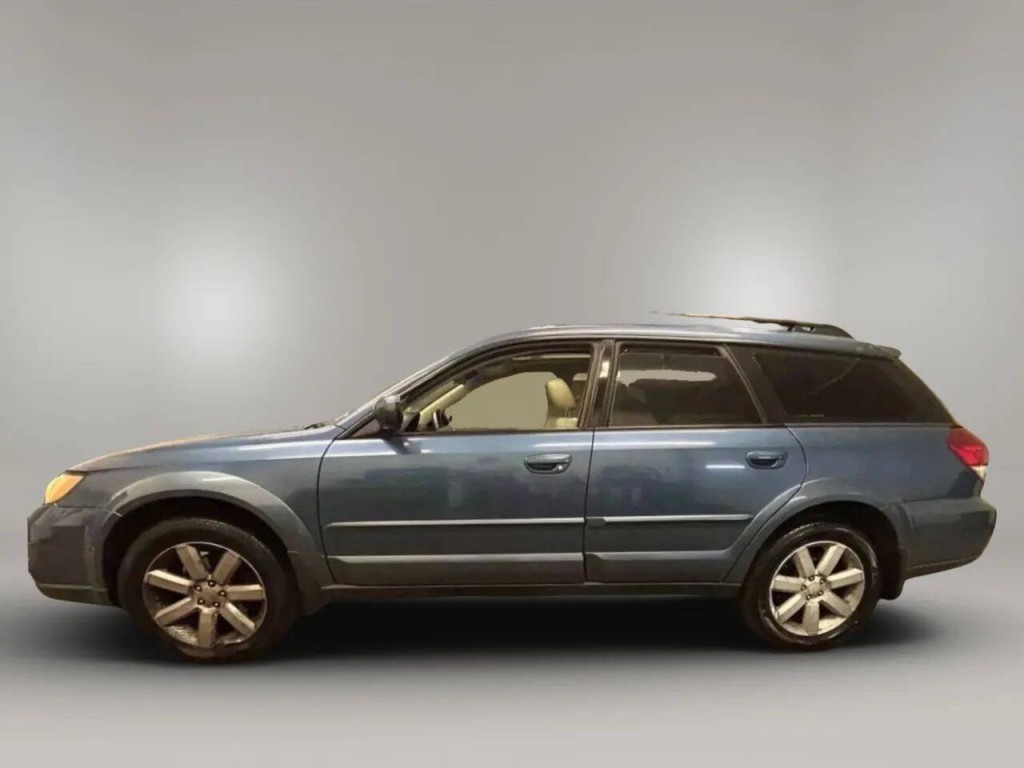 2008 Subaru Outback Image 2