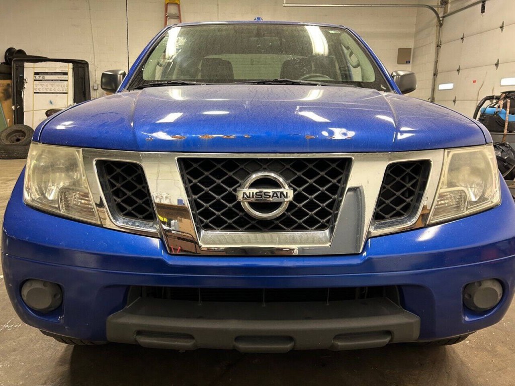 2012 Nissan Frontier Image 8