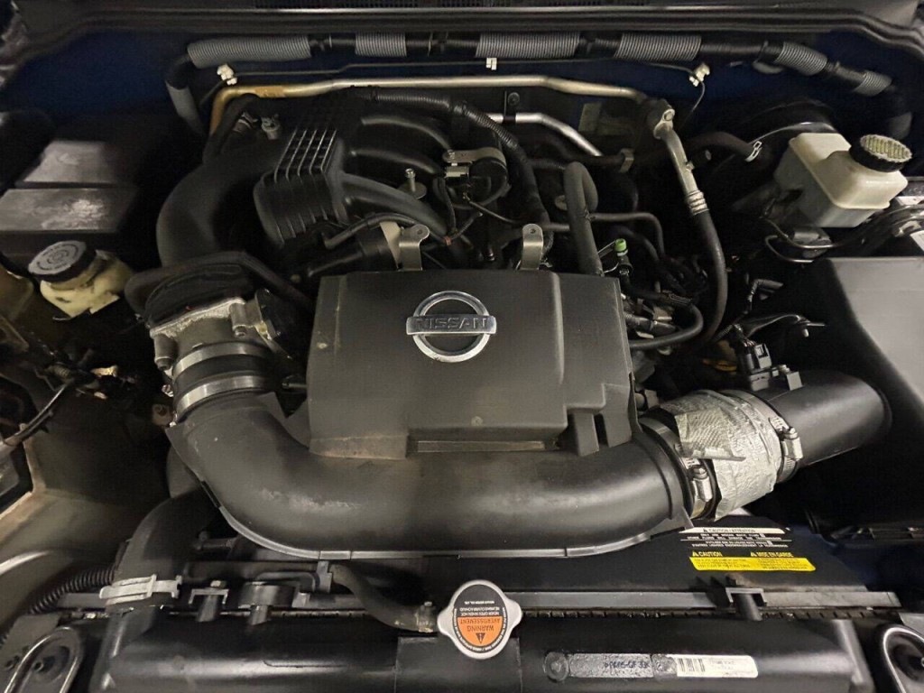2012 Nissan Frontier Image 10