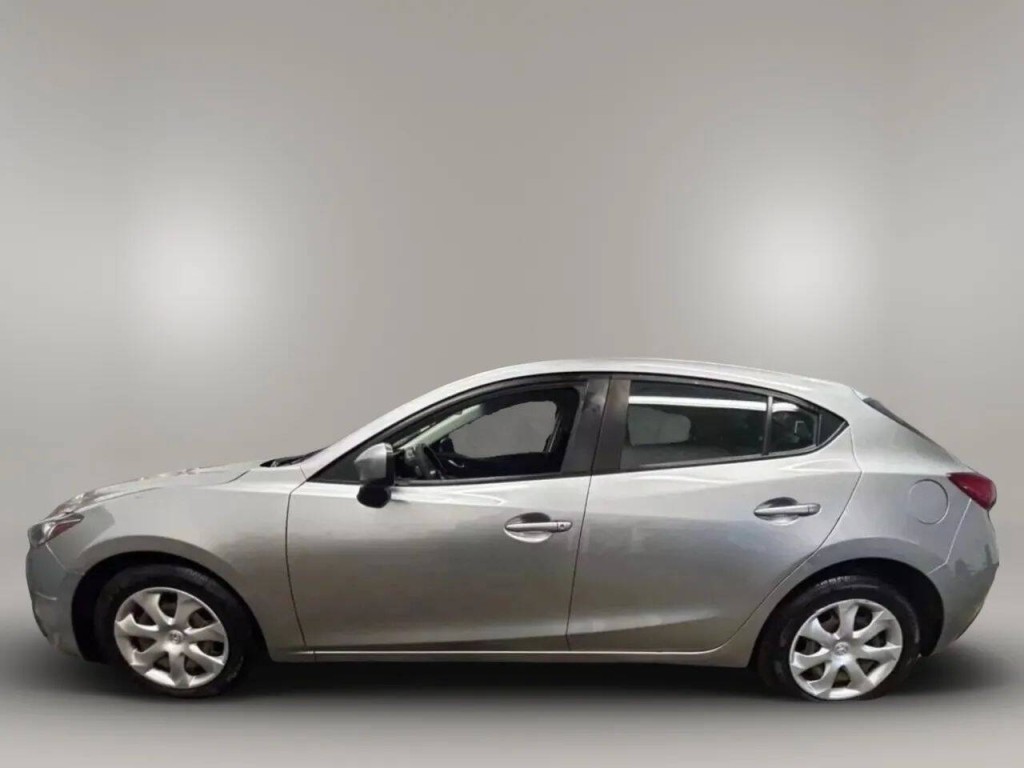 2015 Mazda Mazda3 Image 2