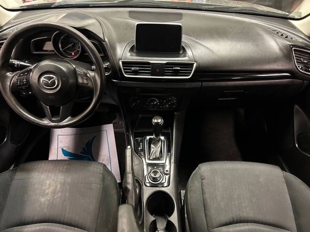 2015 Mazda Mazda3 Image 16