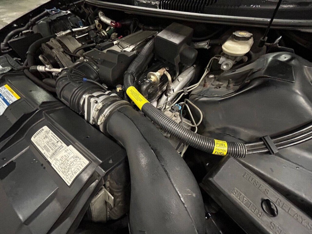 1997 Chevrolet Camaro Image 11