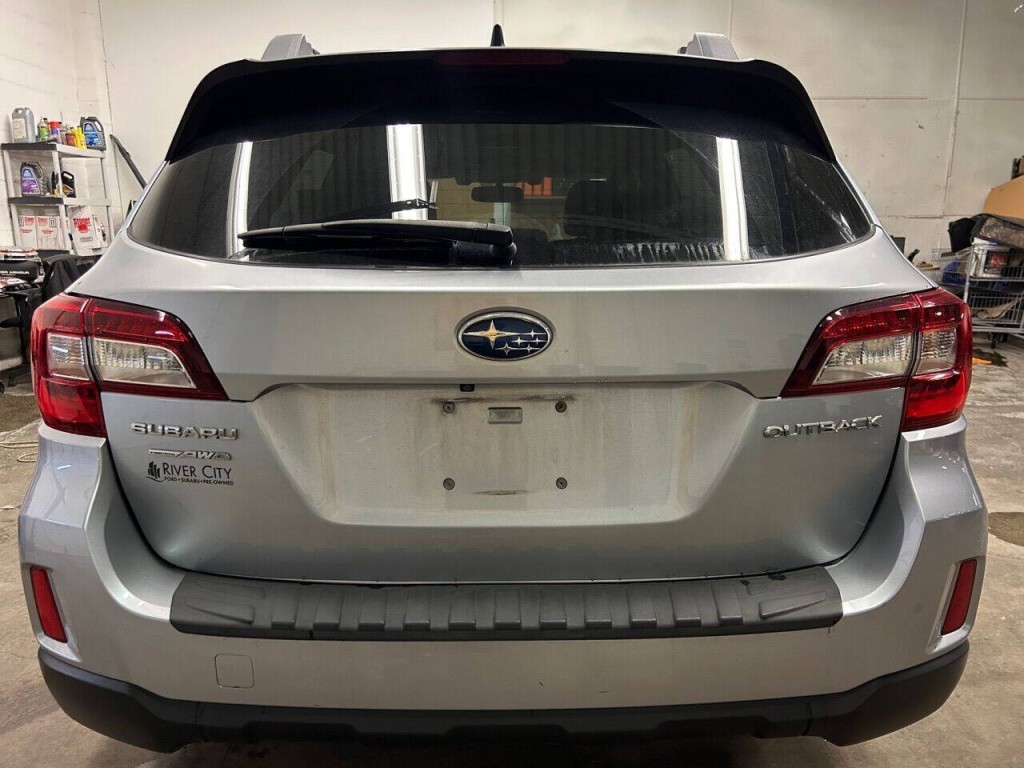 2016 Subaru Outback Image 4