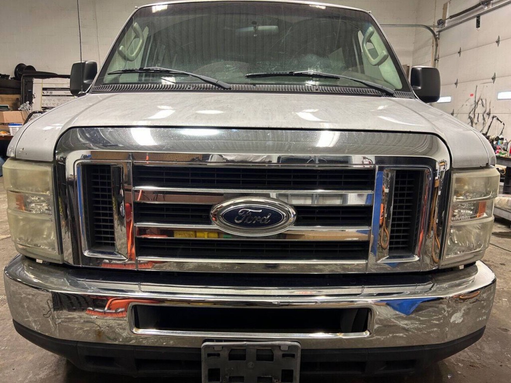 2008 Ford E-Series Image 4
