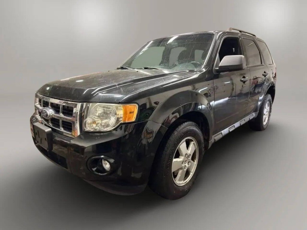 2011 Ford Escape Image 1