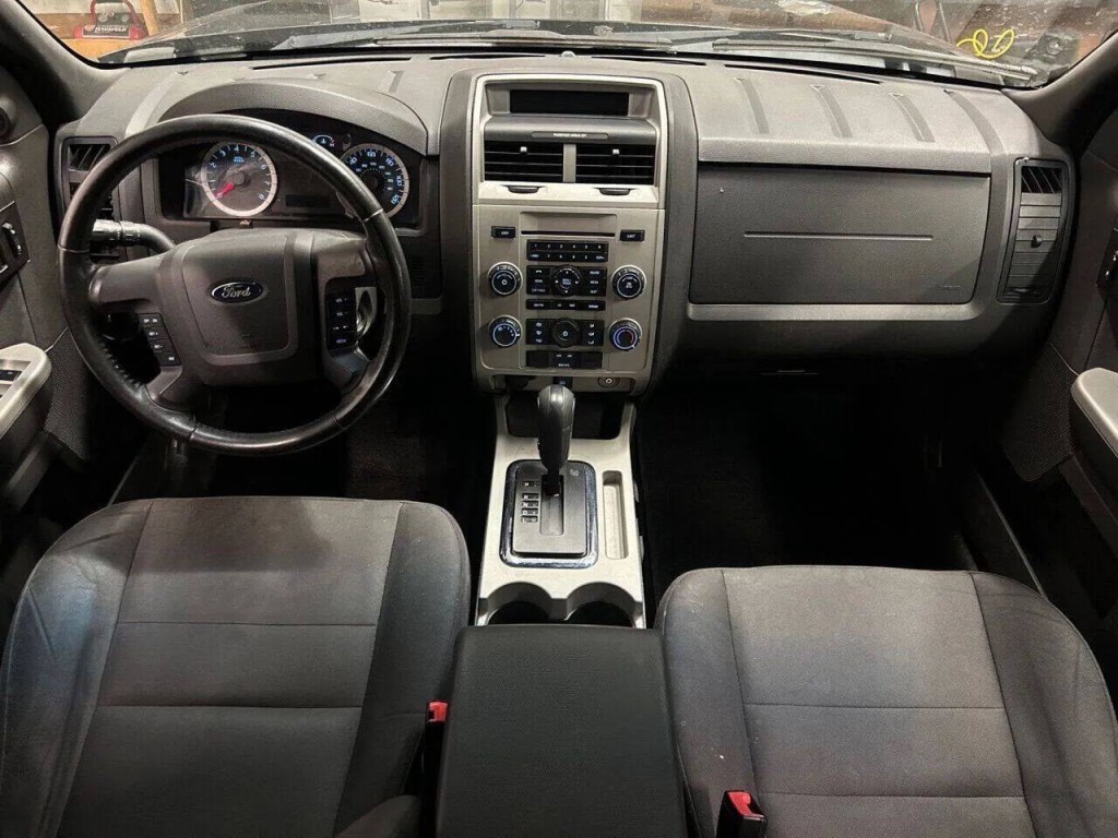 2011 Ford Escape Image 15