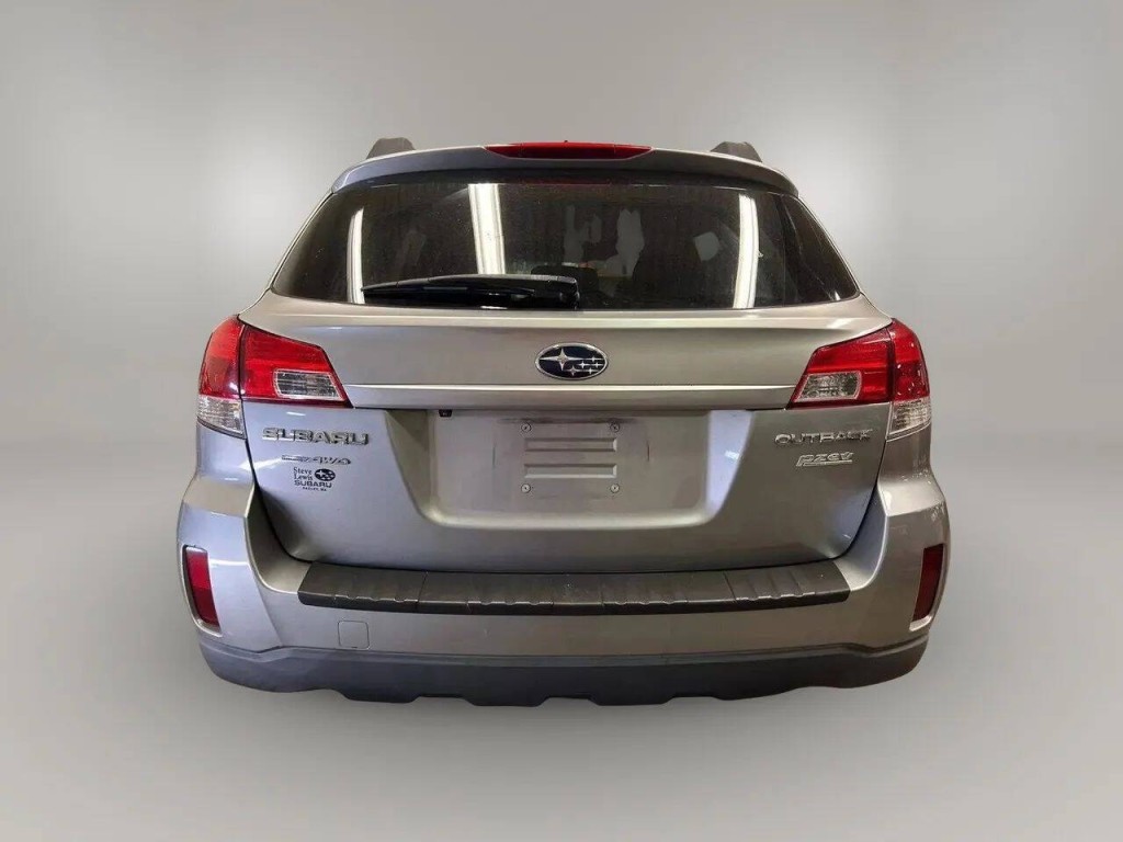 2011 Subaru Outback Image 3