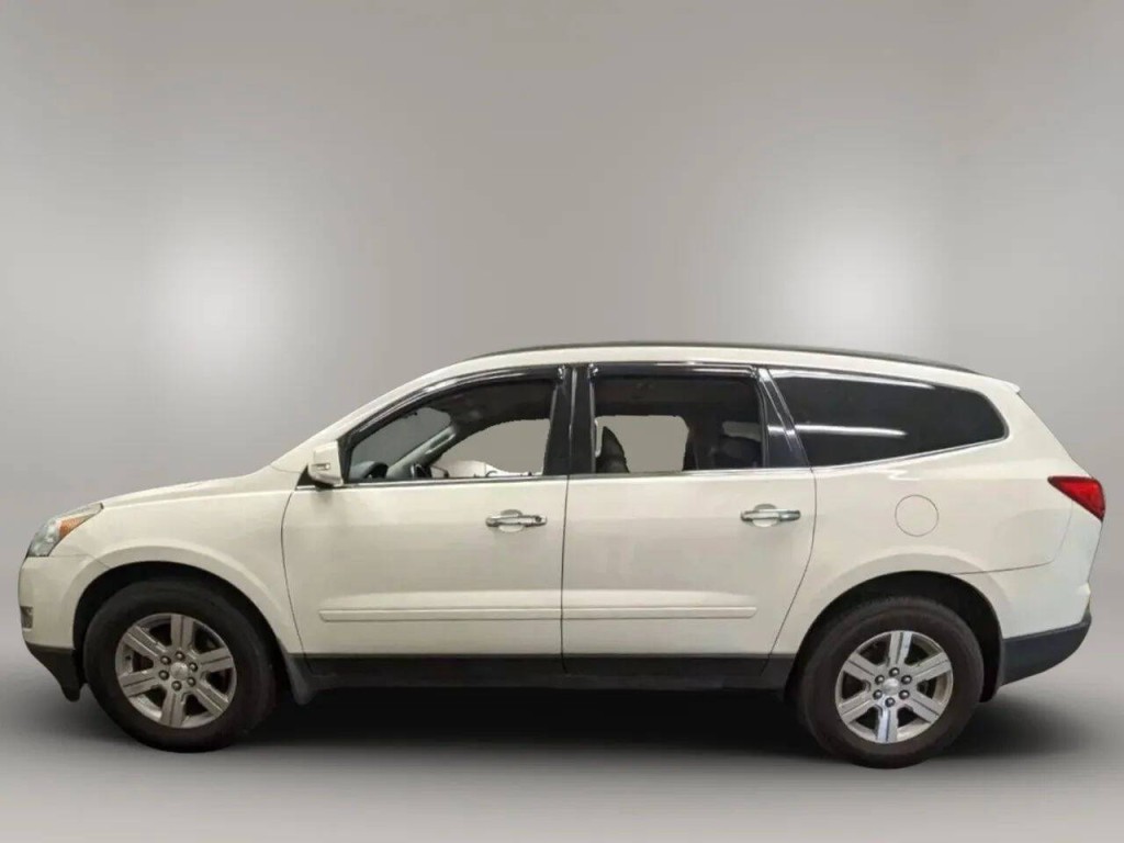 2011 Chevrolet Traverse Image 4
