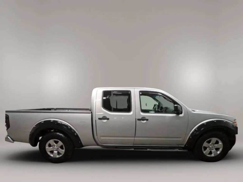 2009 Nissan Frontier Image 6