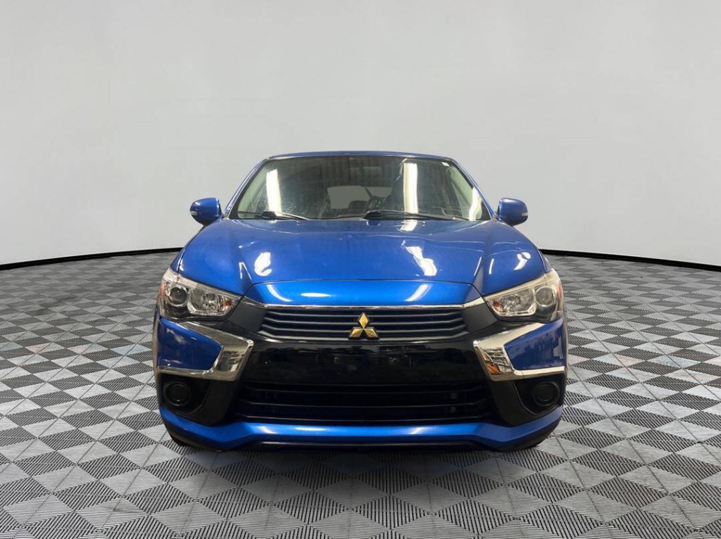 2017 Mitsubishi Outlander Image 7