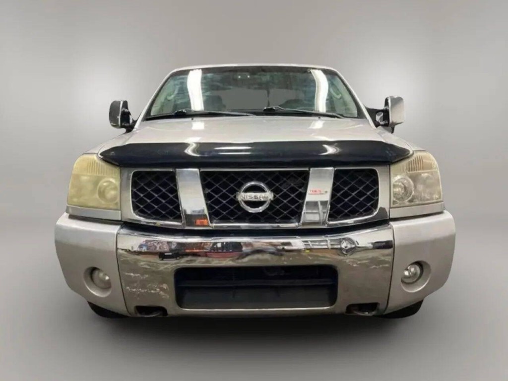 2004 Nissan Titan Image 6