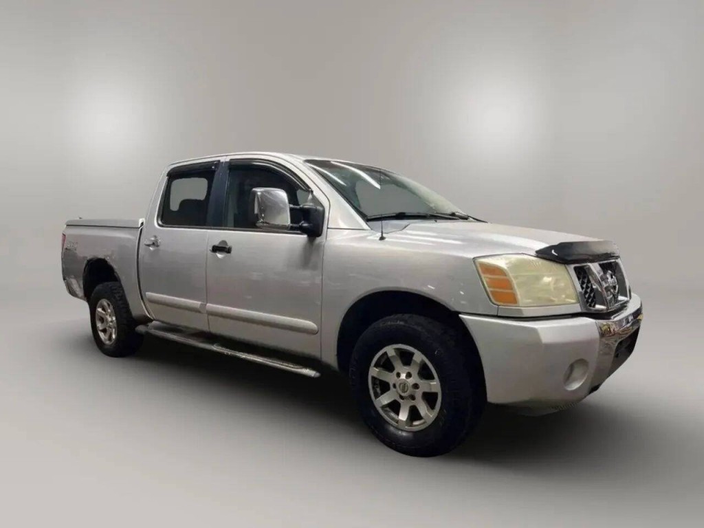 2004 Nissan Titan Image 7